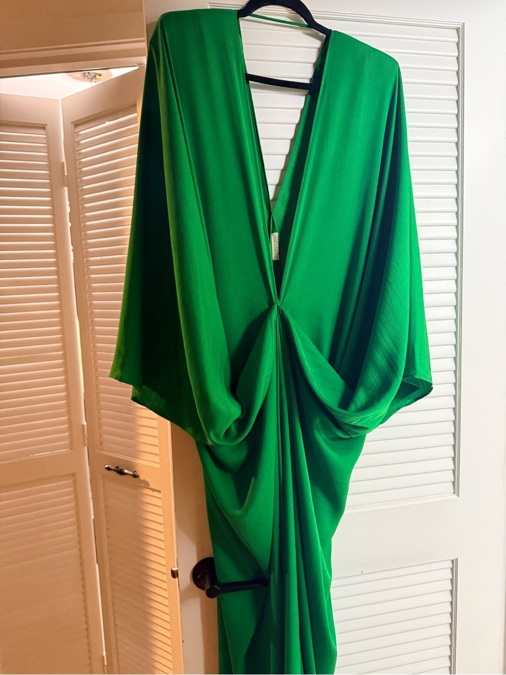 Green Maxi Dress - V-Neck Twist Front - Picture 3 of 5